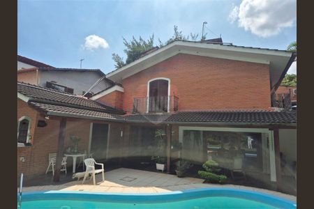 Casa à venda com 380m², 4 quartos e 2 vagas