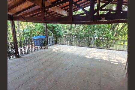 Casa à venda com 380m², 4 quartos e 2 vagas