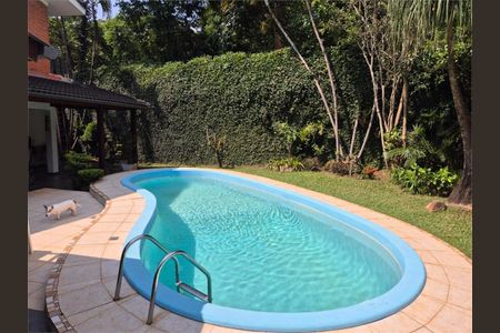 Casa à venda com 380m², 4 quartos e 2 vagas