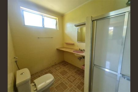 Casa à venda com 304m², 3 quartos e 6 vagas