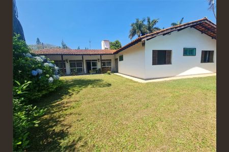 Casa à venda com 304m², 3 quartos e 6 vagas