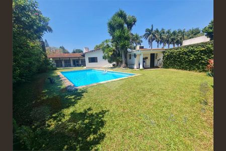 Casa à venda com 304m², 3 quartos e 6 vagas
