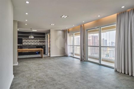 Apartamento à venda com 148m², 3 quartos e 3 vagas