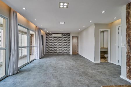 Apartamento à venda com 148m², 3 quartos e 3 vagas