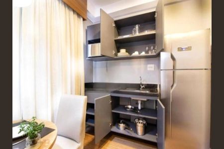 Apartamento à venda com 32m², 1 quarto e 1 vaga