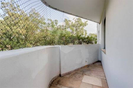 Apartamento à venda com 208m², 3 quartos e 2 vagas