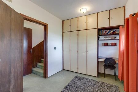 Casa à venda com 255m², 3 quartos e 4 vagas