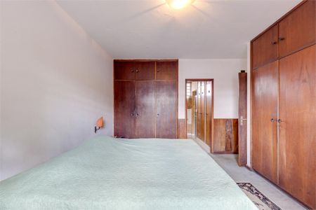 Casa à venda com 255m², 3 quartos e 4 vagas
