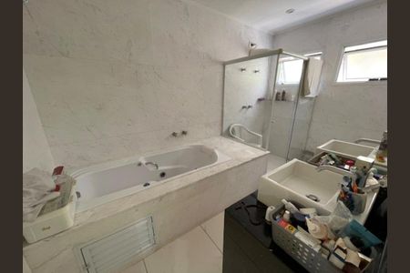 Casa à venda com 422m², 4 quartos e 12 vagas