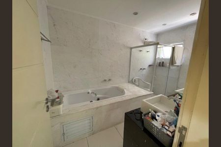 Casa à venda com 422m², 4 quartos e 12 vagas