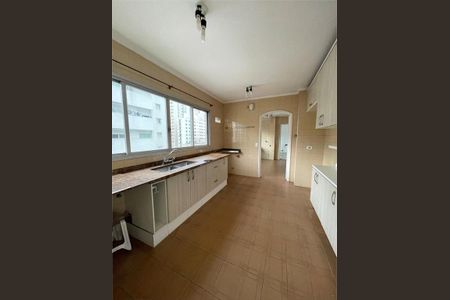 Apartamento à venda com 250m², 4 quartos e 2 vagas