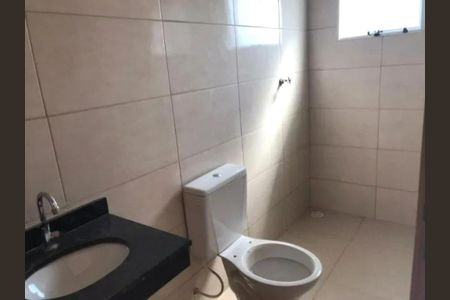 Casa à venda com 100m², 2 quartos e 2 vagas