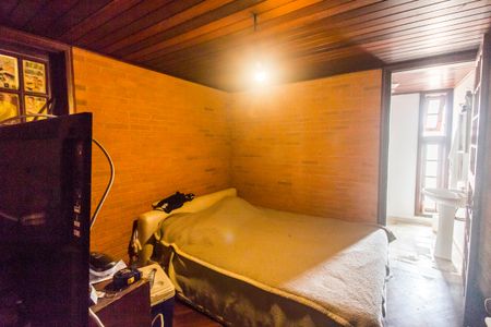 Casa à venda com 480m², 4 quartos e 4 vagasQuarto de Serviço