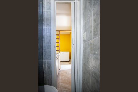 Apartamento à venda com 65m², 2 quartos e 1 vagaBanheiro Social