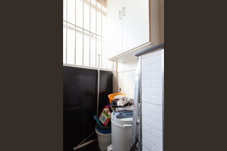 Apartamento à venda com 65m², 2 quartos e 1 vagaÁrea de Serviço