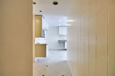 Apartamento à venda com 187m², 3 quartos e 1 vaga