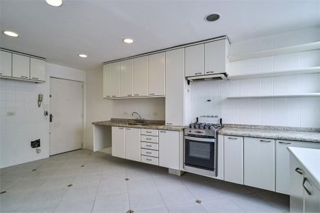 Apartamento à venda com 187m², 3 quartos e 1 vaga