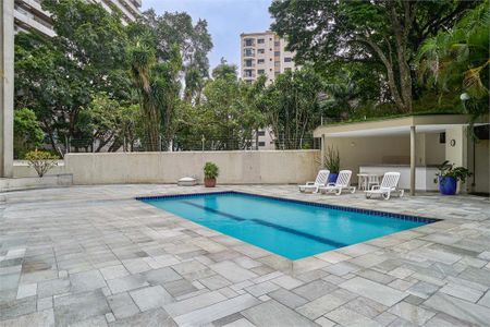 Apartamento à venda com 187m², 3 quartos e 1 vaga