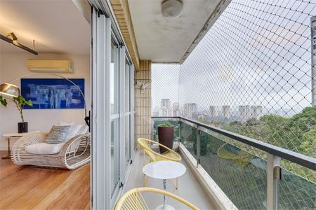 Apartamento à venda com 190m², 3 quartos e 2 vagas