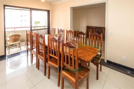 Apartamento à venda com 158m², 3 quartos e 2 vagas