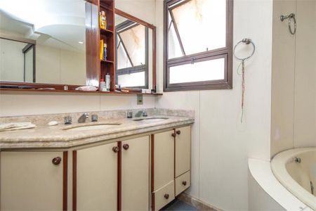 Apartamento à venda com 158m², 3 quartos e 2 vagas