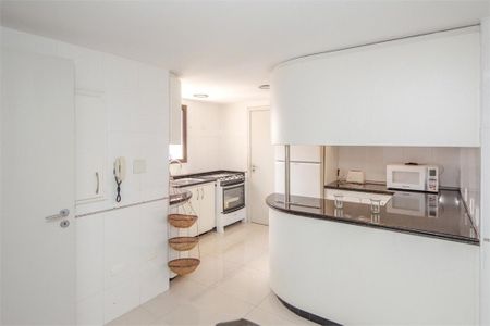 Apartamento à venda com 158m², 3 quartos e 2 vagas