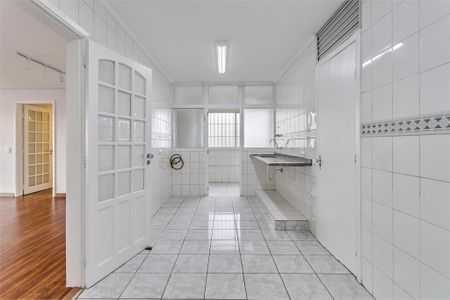 Apartamento à venda com 160m², 4 quartos e 2 vagas