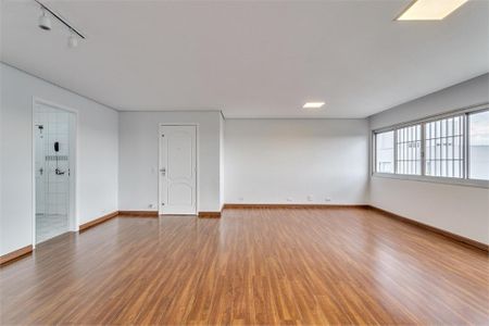 Apartamento à venda com 160m², 4 quartos e 2 vagas