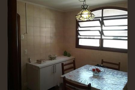 Casa à venda com 304m², 3 quartos e 2 vagas