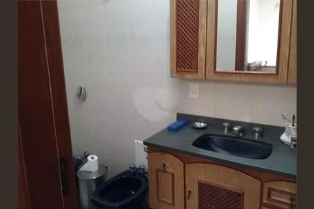 Casa à venda com 304m², 3 quartos e 2 vagas