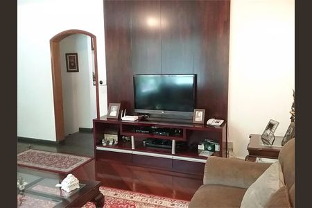 Casa à venda com 304m², 3 quartos e 2 vagas