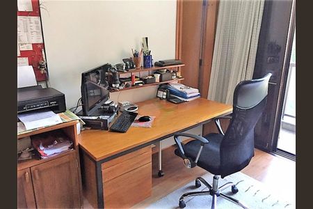Apartamento à venda com 194m², 4 quartos e 3 vagas