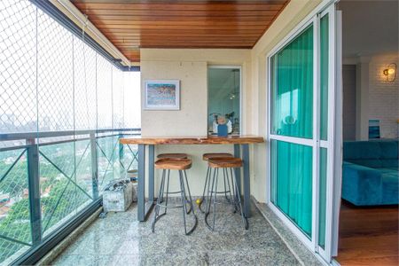 Apartamento à venda com 168m², 4 quartos e 4 vagas