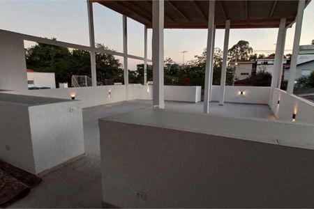 Casa à venda com 250m², 3 quartos e 6 vagas