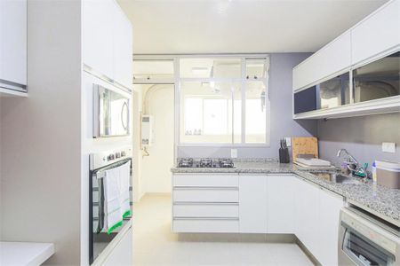 Apartamento à venda com 132m², 3 quartos e 2 vagas