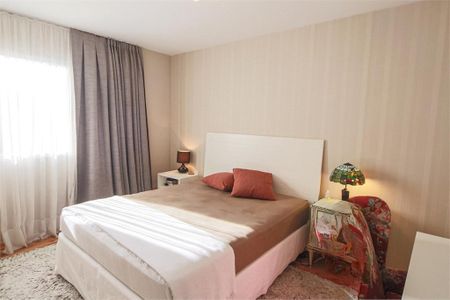 Apartamento à venda com 132m², 3 quartos e 2 vagas