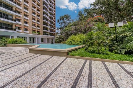Apartamento à venda com 185m², 3 quartos e 2 vagas
