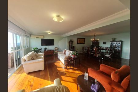 Apartamento à venda com 185m², 3 quartos e 2 vagas