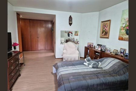 Apartamento à venda com 337m², 4 quartos e 3 vagas
