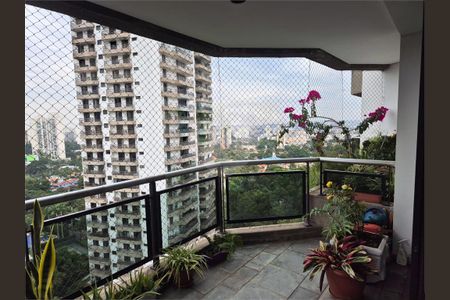 Apartamento à venda com 337m², 4 quartos e 3 vagas