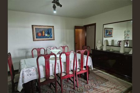 Apartamento à venda com 337m², 4 quartos e 3 vagas