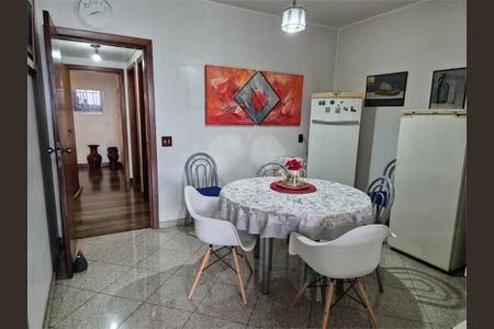Apartamento à venda com 337m², 4 quartos e 3 vagas