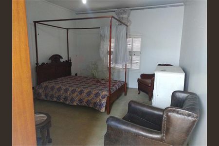 Casa de condomínio à venda com 239m², 5 quartos e 2 vagas