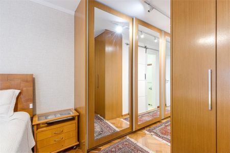 Casa à venda com 276m², 3 quartos e 4 vagas