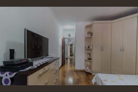Casa à venda com 126m², 3 quartos e 4 vagas