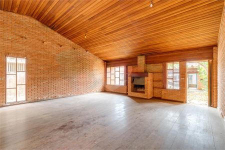 Casa à venda com 272m², 4 quartos e 5 vagas