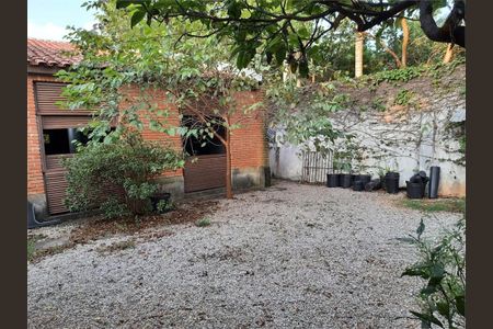 Casa à venda com 272m², 4 quartos e 5 vagas