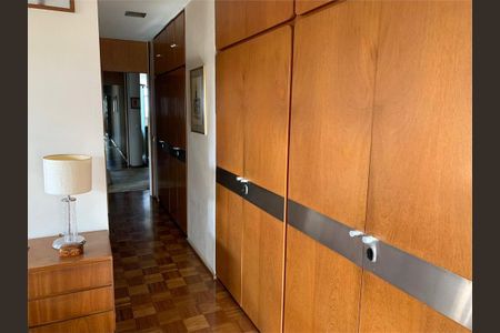 Apartamento à venda com 338m², 4 quartos e 3 vagas