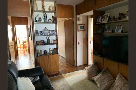 Apartamento à venda com 338m², 4 quartos e 3 vagas