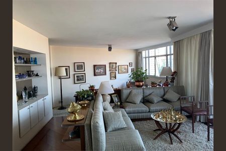 Apartamento à venda com 338m², 4 quartos e 3 vagas